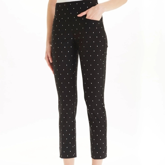 Old Navy Pants - OLD NAVY BLACK CAPRI SIZE 12